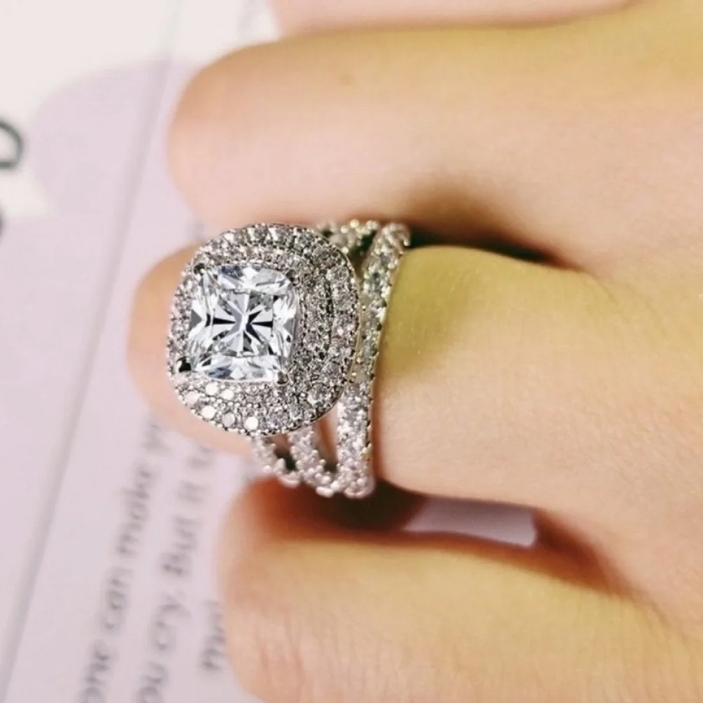 NEW 925 STERLING SILVER DIAMOND RING, CUTE RING, SHINY RING. - Picture 2 of 5